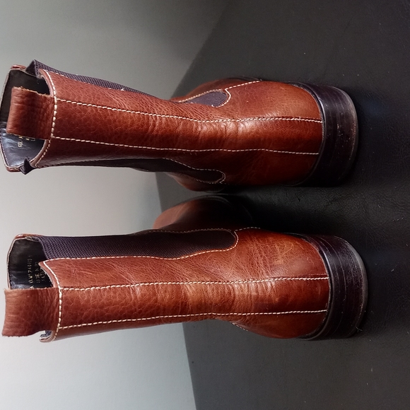 Lauren Ralph Lauren Leather Chelsea Boots - Picture 5 of 11